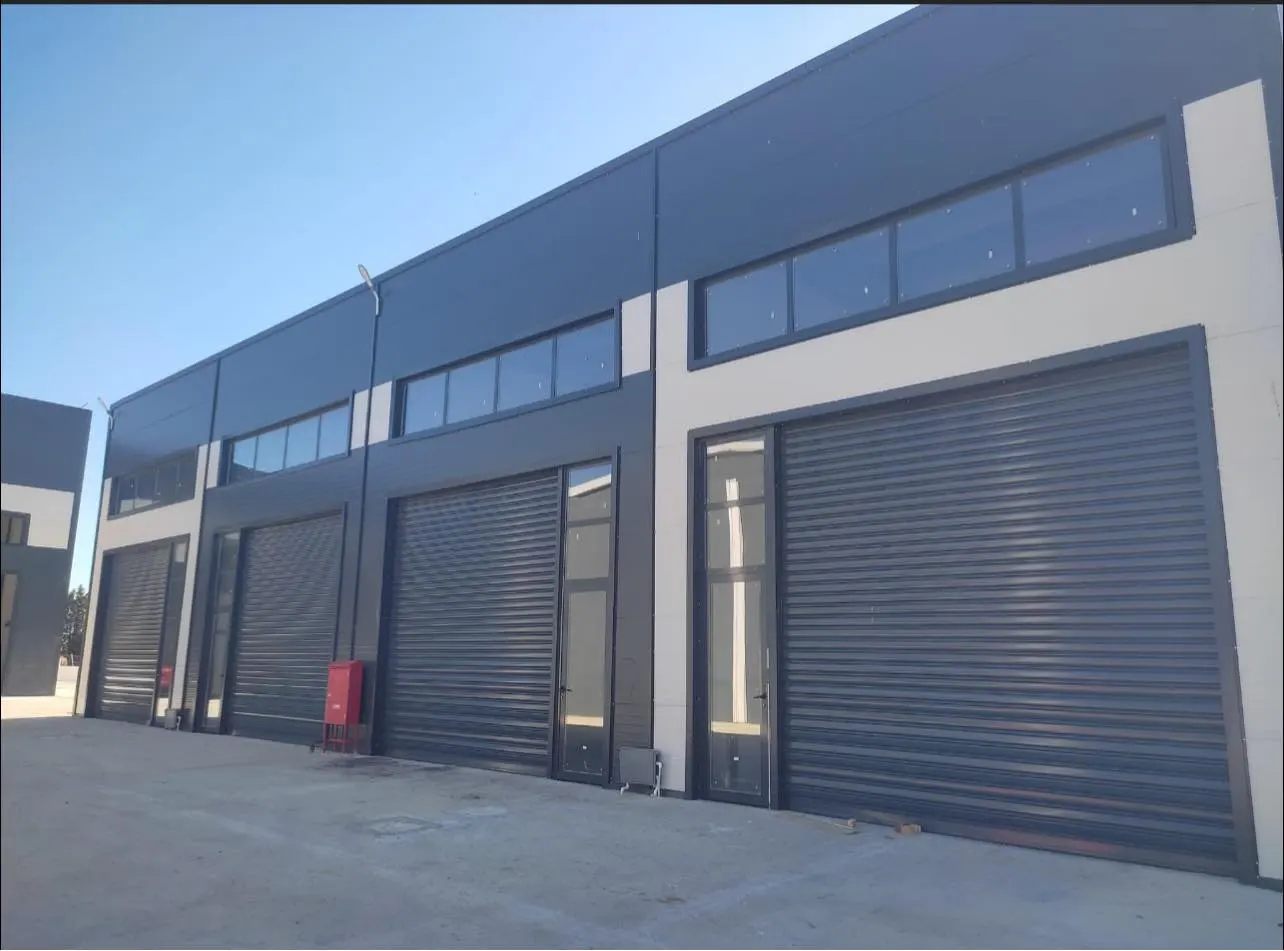 Garage Doors and Roller Shutter Doors in Bergsig, Meyerton
